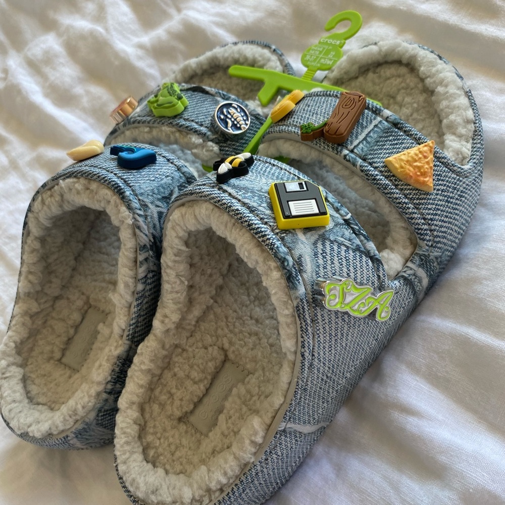 Crocs x SZA classic cozzzy sandal